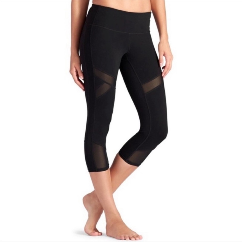 Athleta Mesh Cutout Crop Leggings